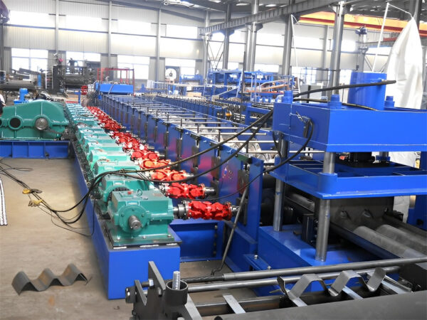 Three waves highway guardrail machine - Imagen 2