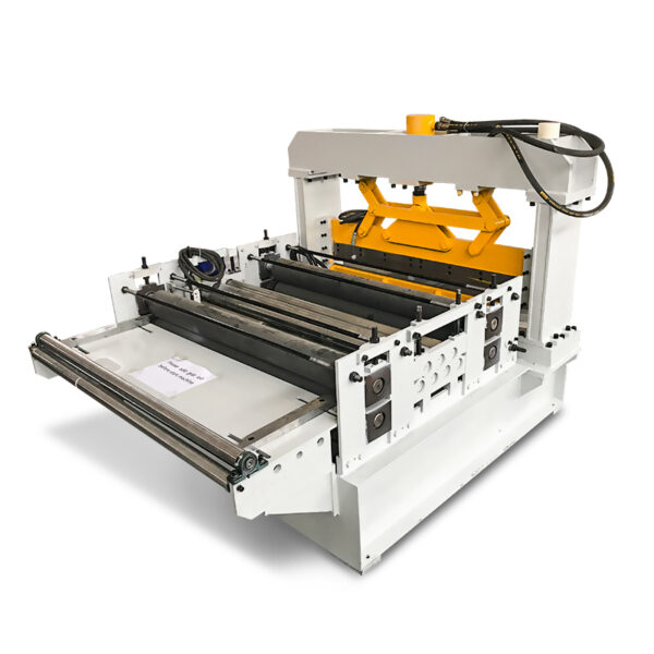Máquina de línea de corte longitudinal de bobinas de acero