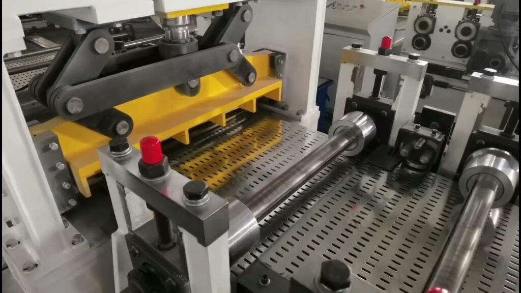 Máquina formadora de rollos