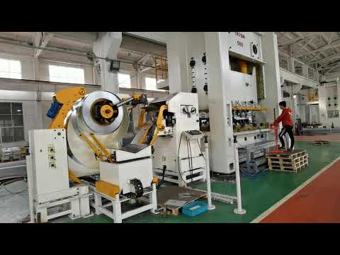 Máquinas perfiladoras de puertas de persianas