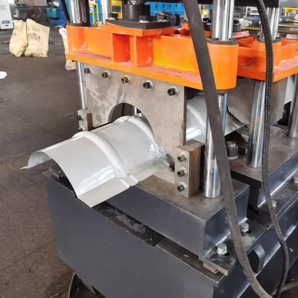 Máquina para fabricar correas C